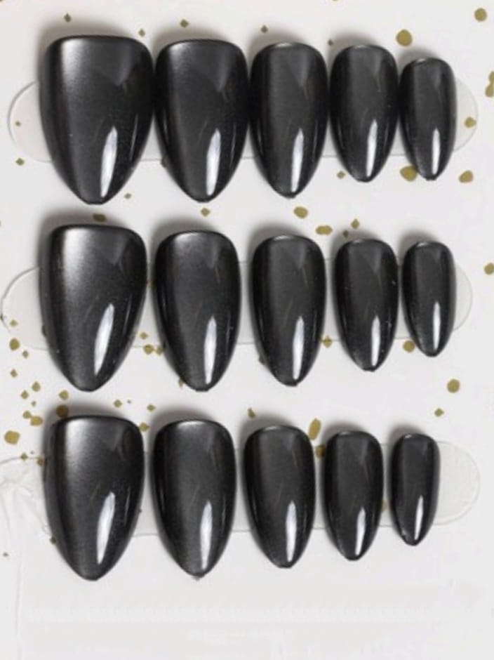 BLACK SILVER PREMIUM PRESS ON NAILS ALMOND SHAPE | MAGNETIC SHIMMER EFFECT | DAILY WEAR