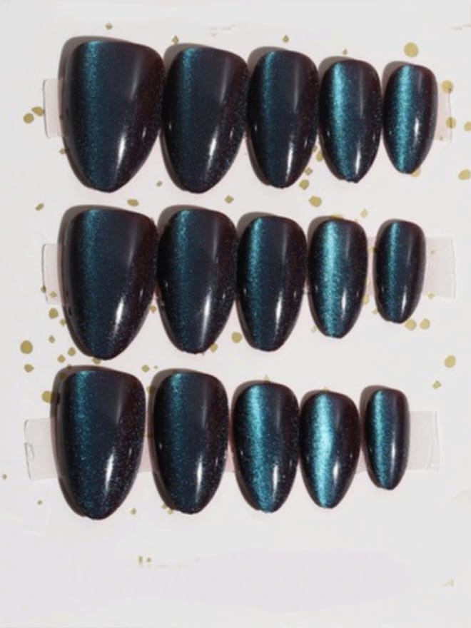 NAVY BLUE PREMIUM PRESS ON NAILS ALMOND SHAPE | MAGNETIC SHIMMER EFFECT | DAILY WEAR